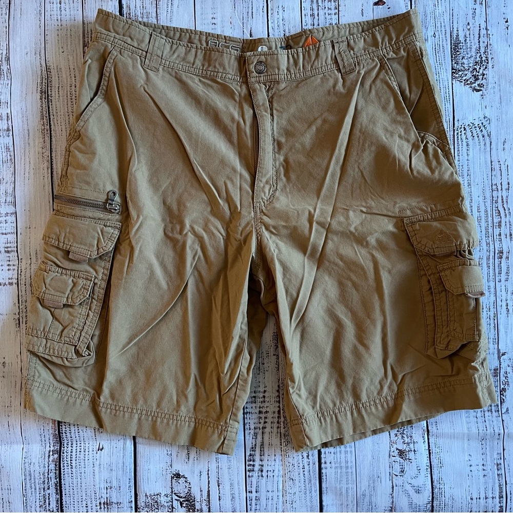 Nike ACG Cargo Shorts Men 38 Khaki Beige Cotton All Conditions Gear hiking